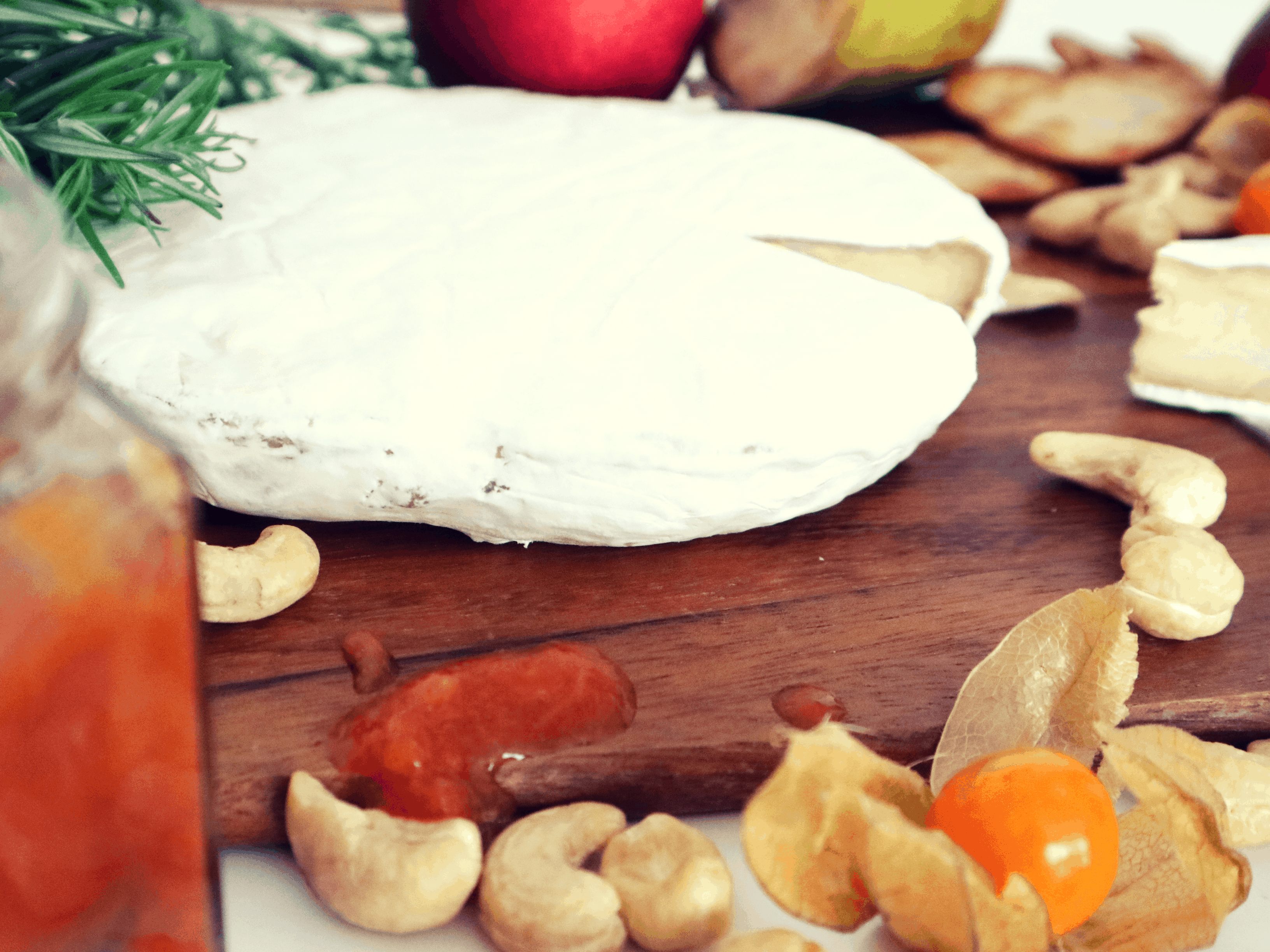 Read more about the article Vegaaninen cashew-camembert (V, G)